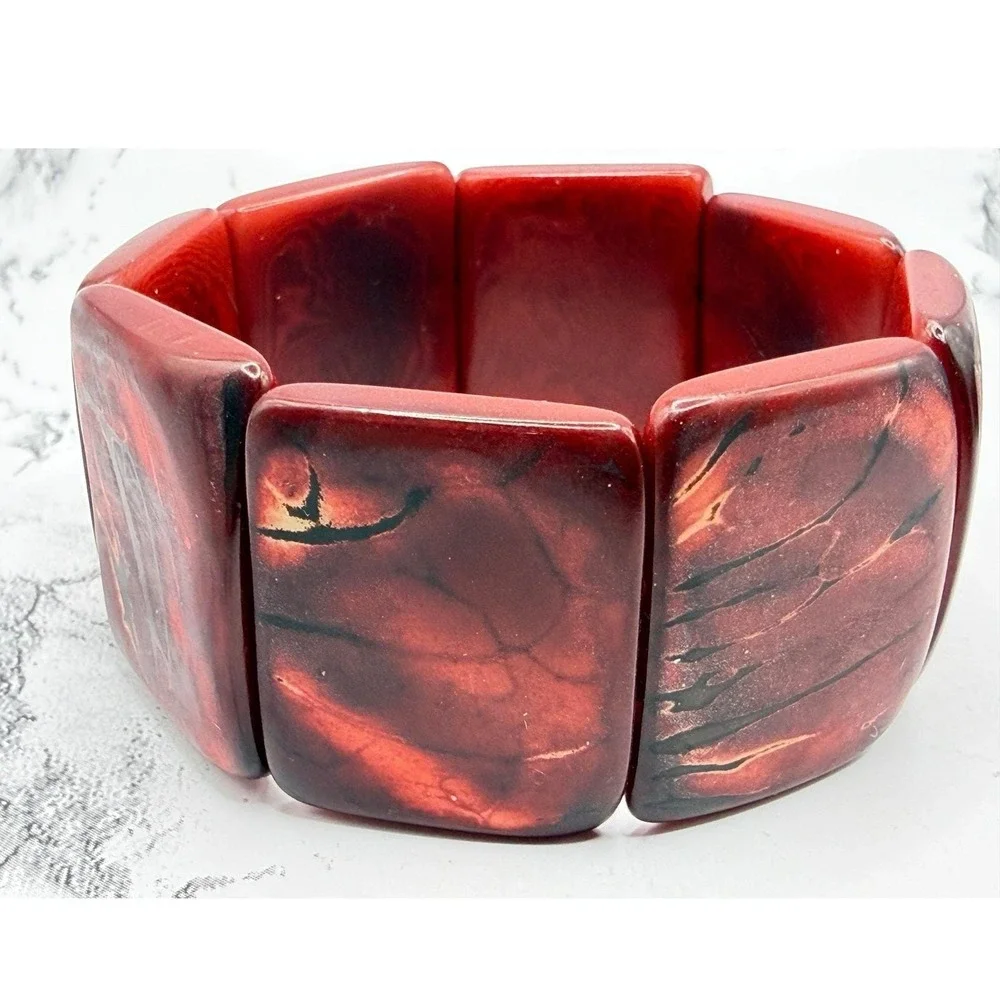 Gothic Bat Panel Stretch Bracelet Red Black Lucite Halloween‎ Spooky